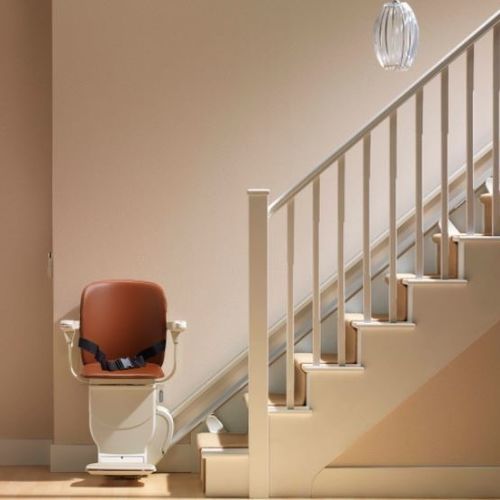 Montascale per scale dritte - Siena One - Stannah Stairlifts - per scale curve / par paziente umano / a poltrocina