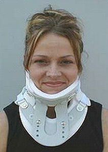 Collare cervicale rigido - 3000 series - Tiburon Medical Enterprises - C4 / con apertura per tracheotomia / con mentoniera