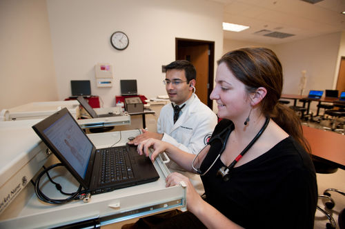 Simulatore per cure cliniche - i-Human Patients® Case Player - I-Human Patients, Inc. - workstation / assistito dal calcolatore