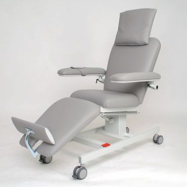 Poltrona elettrica per trattamenti clinici - BasicLine  - JMS North America Corporation - a 3 sezioni / con poggiagambe / con rotelle