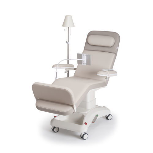 Poltrona per emodialisi elettrica - DiaCare-3 - Digiterm Ltd. - a 3 sezioni / con poggiagambe / per chemioterapia