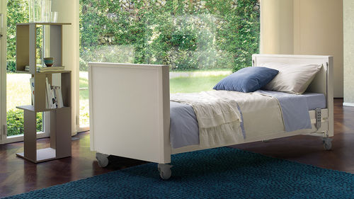 Letto per cure domiciliari - STANDARD ABBRACCIO - Missaglia Spa - medico / elettrico / ad altezza regolabile