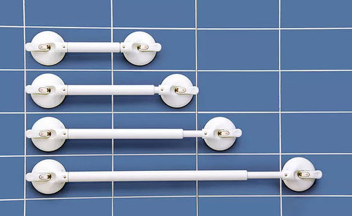 Barra di appoggio per stanza da bagno - 14002 series - ROTH MOBELI GmbH - a muro / verticale / telescopica