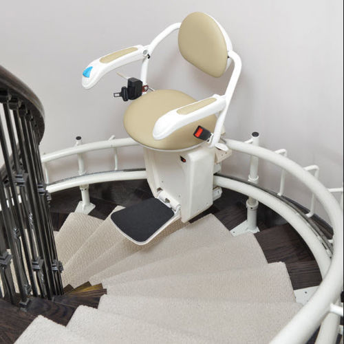 Montascale per scale curve - Stairfriend - Savaria - par paziente umano / su guida di scorrimento