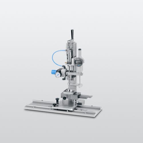 Macchina di riempimento compatta - Tamping pin TT - Harro Hoefliger Verpackungsmaschinen - per capsule / di polvere / per l'industria farmaceutica