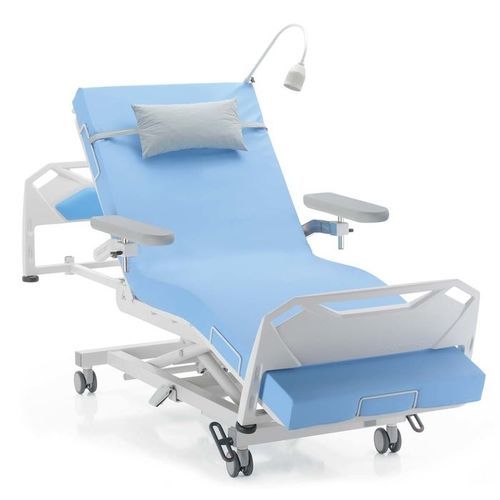 Poltrona per emodialisi elettrica - SILOVO® - LiKAMED - a 3 sezioni / con rotelle / ad altezza regolabile