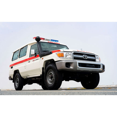 Ambulanza furgone - NF-AMB-CUS-LCHT - NAFFCO FZCO - 4x4 / a 4 barelle / con ossigenoterapia