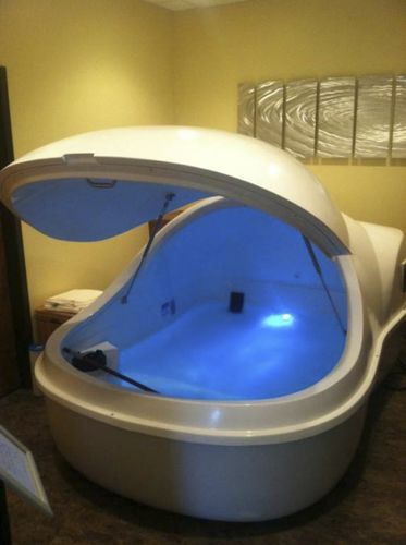 Vasca di deprivazione sensoriale con lampade di cromoterapia - Commercial  - Royal Spa - con altoparlanti di sonologia