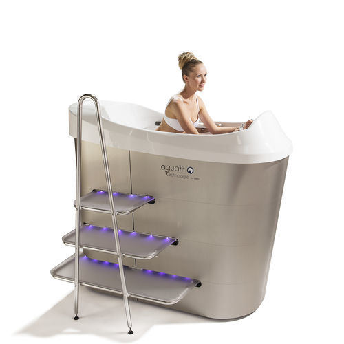 Vasca per idromassaggio con cyclette - Aquafit Easy - AquaFit Technologie - con doccia / con lampade di cromoterapia