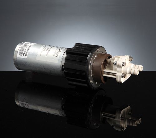 Pompa a trascinamento magnetico - DGM  - Fluid-o-Tech - per liquidi