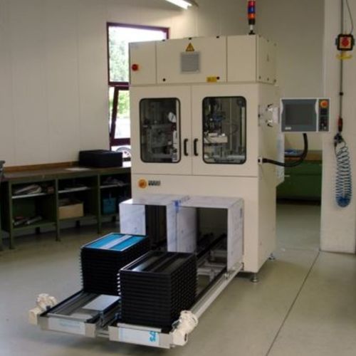 Sistema di confezionamento di trasportatore - FLG Automation AG - per vaschette