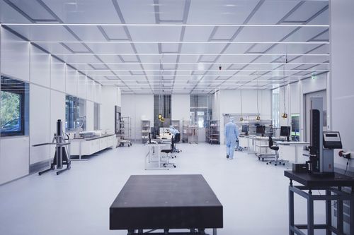 Camera bianca per l'industria farmaceutica - CleanCell 4.0® - SCHILLING ENGINEERING - modulare / integrato / classe ISO 6