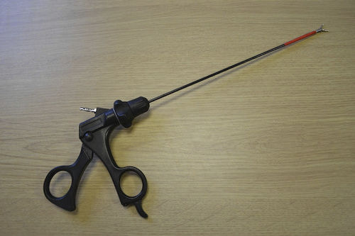 Forbici laparoscopica - eoSurgical - par paziente umano