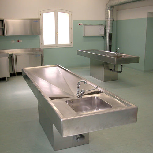 Sala autoptica per struttura sanitaria - comfit s.r.l - chiavi in mano