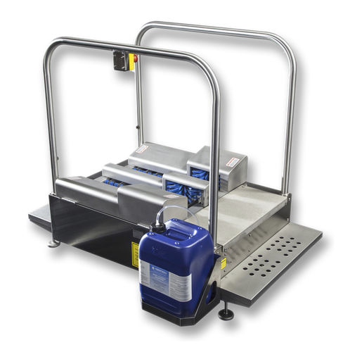Stazione di pulizia per stivali - MBW 3000 - Meritech - compatta