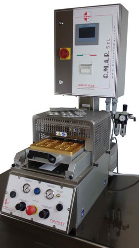 Sistema di confezionamento semiautomatico - FANTASY plus - O.M.A.R. S.r.l. Pharmaceutical Blister Solution - compatto / in blister / per l'industria farmaceutica