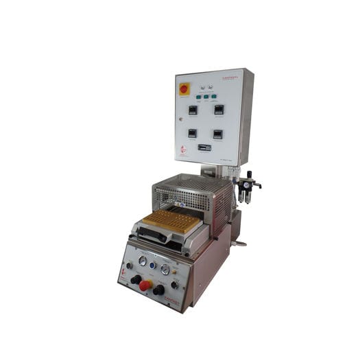 Sistema di confezionamento semiautomatico - FANTASY ST - O.M.A.R. S.r.l. Pharmaceutical Blister Solution - elettronico / compatto / in blister
