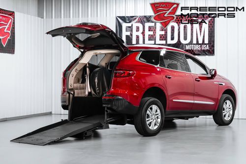 Veicolo per disabili SUV - 28619 - Freedom Motors USA - per carburante / entrata posteriore