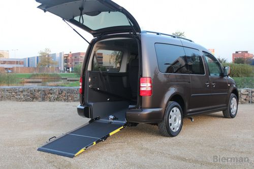 Veicolo per disabili monospazio - Caddy Maxi WAV - Bierman - entrata posteriore