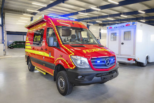 Unità mobile ospedaliera di emergenza - EmmertCrewVan - Emmert Fahrzeuge - camion