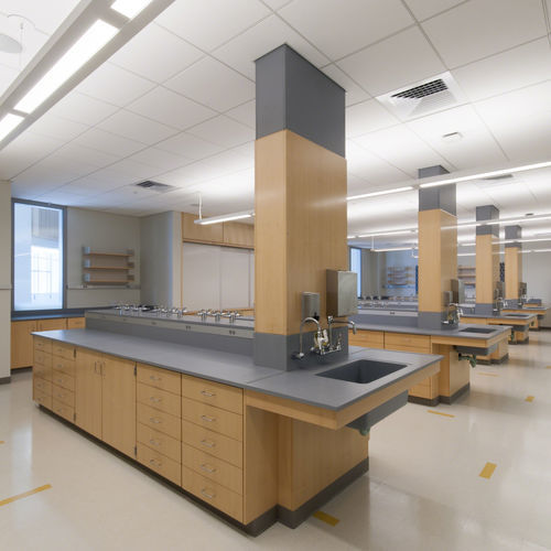 Tavolo di procedura da laboratorio - Mott Manufacturing - con cassetti / con porta / con arco portaccessori