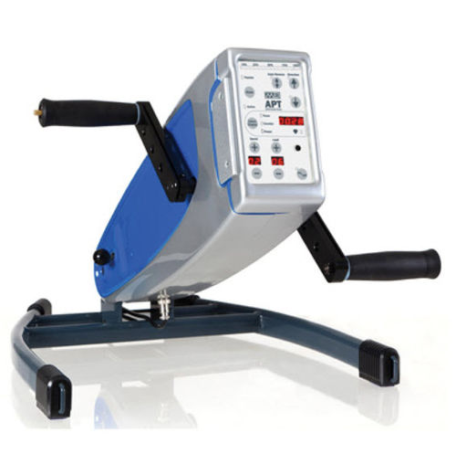 Pedalatore per esercizi braccia e gambe - APT Plus - Mettler Electronics - in posizione seduta