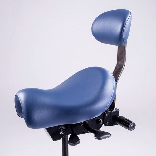 Sgabello per struttura sanitaria - 1951 - Equa OÜ - ad altezza regolabile / girevole / con schienale