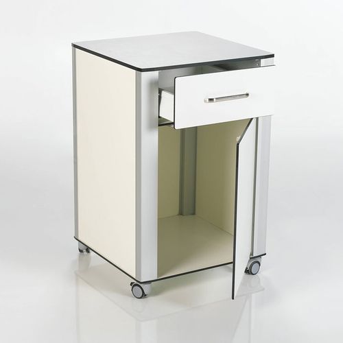 Comodino con rotelle - 6BST06 - HNT Medical - con cassetti