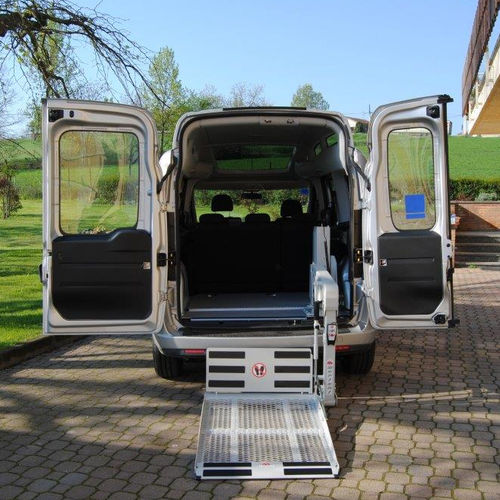 Piattaforma elevatrice per sedia a rotelle - A255 series - Mariani Lift System - per veicolo