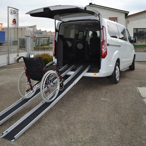 Rampa di accesso per automobile - RT series - Mariani Lift System - con fissaggio al veicolo / trasportabile