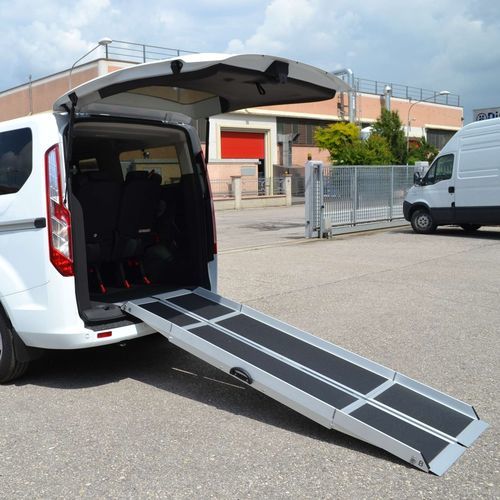 Rampa di accesso per automobile - RP series - Mariani Lift System - con fissaggio al veicolo / trasportabile / pieghevole
