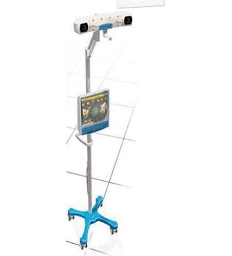 Sistema di navigazione chirurgica per posizionamento di protesi del ginocchio - Aston Medical - ottico