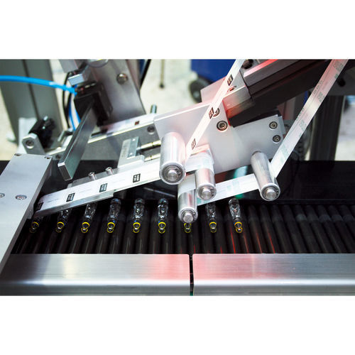 Etichettatrice per flacone - RML series - b+b Automations- und Steuerungstechnik GmbH - per l'industria farmaceutica / automatica