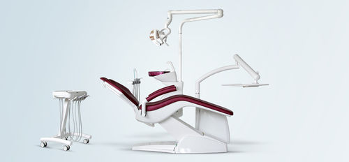 Riunito odontoiatrico con poltrona elettromeccanica - Optimal 09C - ZEVADENT s.r.o. - con monitor / con camera intraorale / con portastrumenti