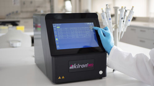 Analizzatore immunologico automatizzato - 4450 – akiron® NEO - MEDIPAN GmbH - per diagnosi clinica / IFA / di ANCA