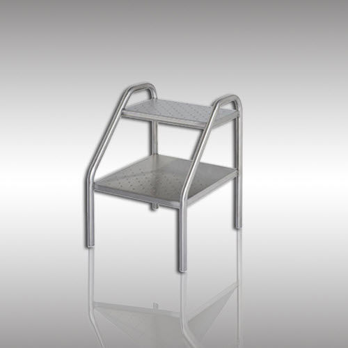 Predellino 2 gradini - 5605 - HYZMED Medical - in acciaio inossidabile / antiscivolo