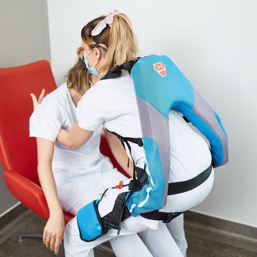 Esoscheletro per movimentazione di carichi pesanti - Muscle Suit Every - Innophys Co., Ltd.