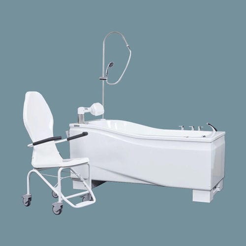 Seduta da bagno con braccioli - Compact Detachable - Astor Bannerman - con schienale alto / con rotelle / comoda
