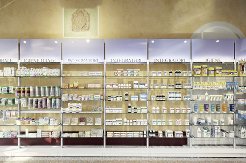 Espositore a muro - IO - Farmacia Italiana - ad altezza regolabile