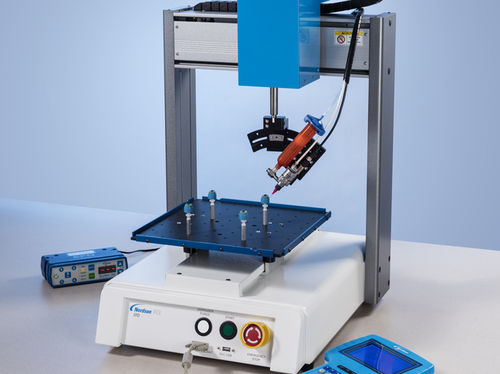 Sistema automatizzato di distribuzione robotizzato - R3 - Nordson EFD