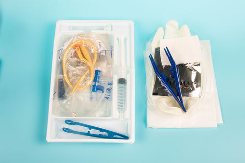 Kit medico per sondaggio delle vie urinarie - Nanchang Kanghua Health Material Co.,Ltd - monouso / con guanti