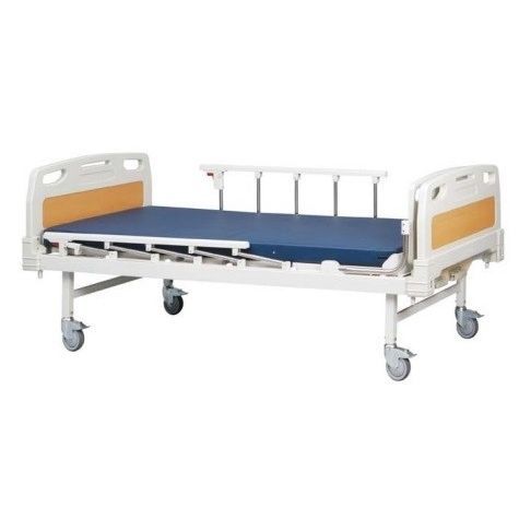 Letto medico - Evita B3 - Ordamed - meccanico / con rotelle / a 4 sezioni