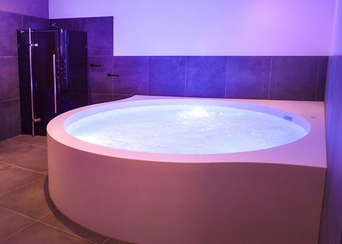 Bacino di deprivazione sensoriale fuori terra - Openfloat