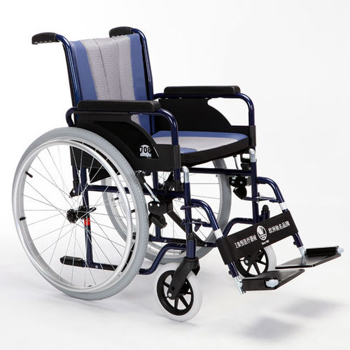 Sedia a rotelle manuale - 708 D - Vermeiren Medical Equipment - da esterno / con poggiagambe / nera