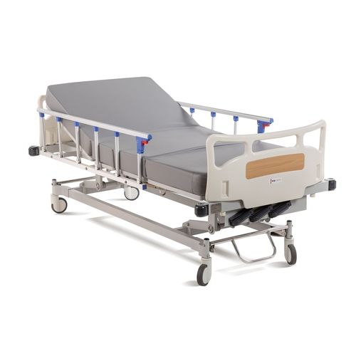 Letto da ospedale - 3 - Palakkad Surgical Industries - manuale / ad altezza regolabile / con rotelle