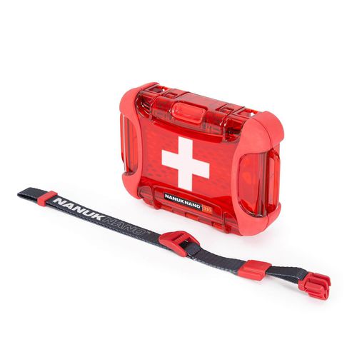 Valigetta di emergenza di primo soccorso - 310  - Nanuk - a mano