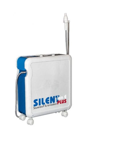 Concentratore di ossigeno medico - Silent Plus - Schumacher & Partner GmbH - con rotelle / con modulo di ionizzazione
