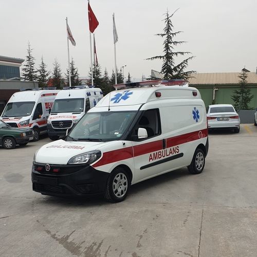 Ambulanza per trasferimento di pazienti - Fiat Doblo - eos ambulance - furgoncino / con ossigenoterapia