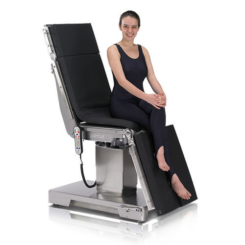 Tavolo operatorio universale - T800  - AMTAI Medical Equipment - elettrico / con braccioli / con poggiagambe