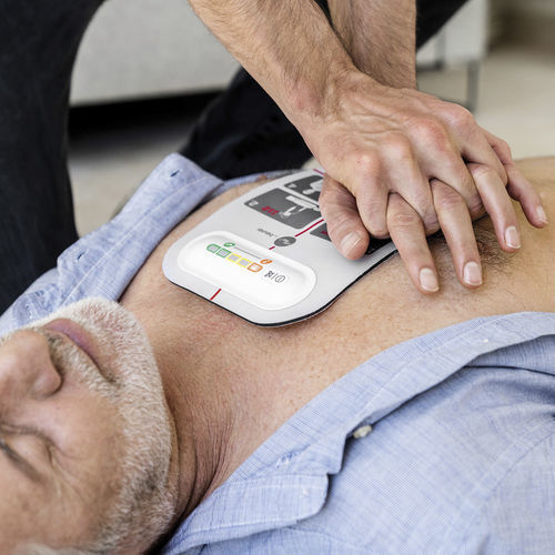 Defibrillatore esterno per il non professionista - LifePad® - Innotas AG - manuale / per il supporto alla rianimazione / con segnale acustico